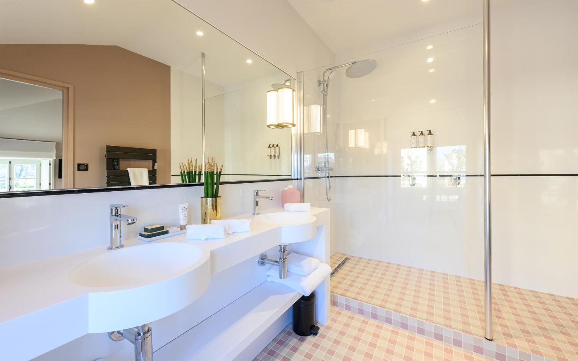 Les Suites Bb, Champagne Besserat De Bellefon Epernay Ngoại thất bức ảnh