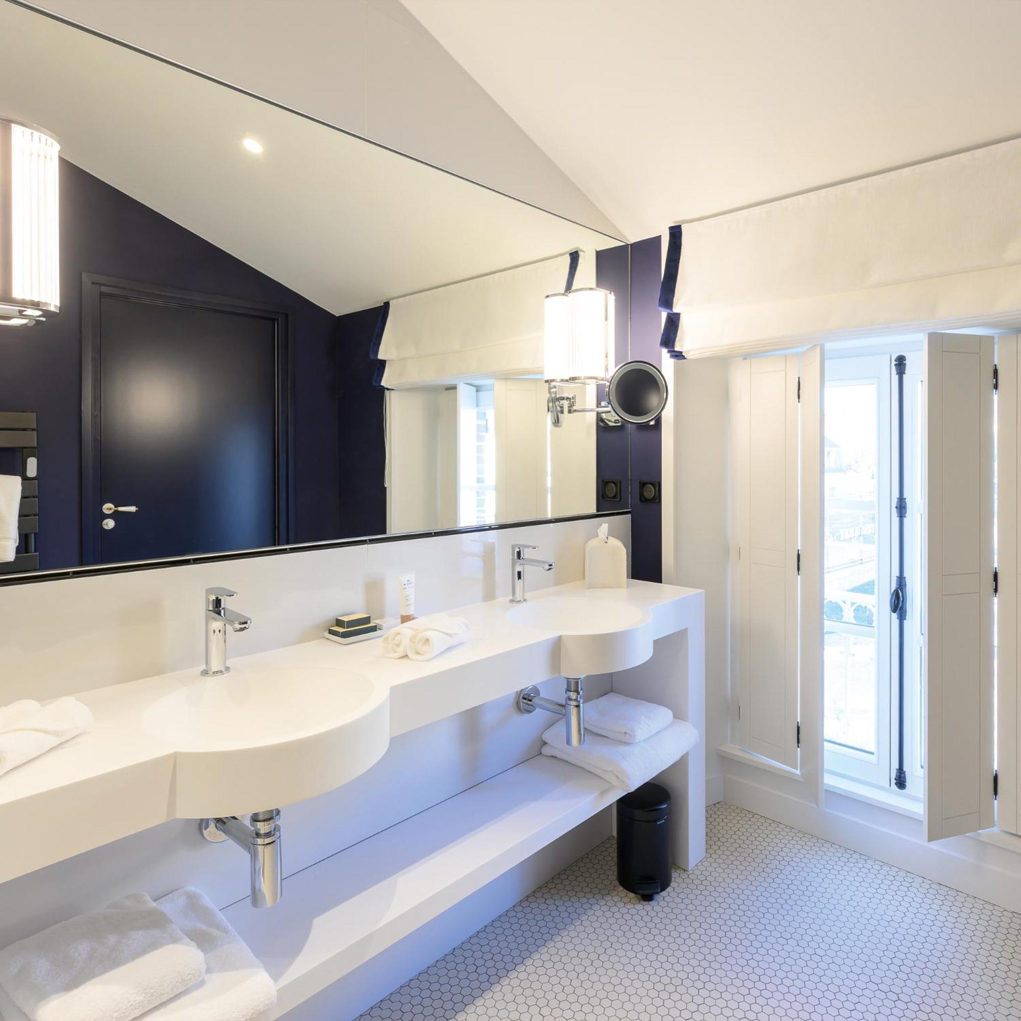 Les Suites Bb, Champagne Besserat De Bellefon Epernay Ngoại thất bức ảnh